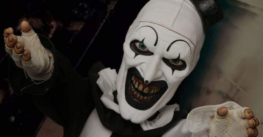 MDS Roto Plush Terrifier: Art the Clown