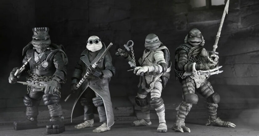 Universal Monsters x Teenage Mutant Ninja Turtles Black & White Action Figure 4-Pack