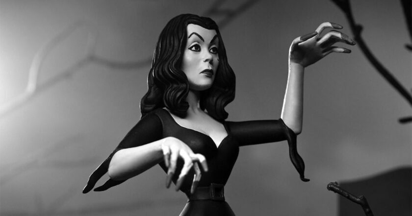 Toony Terrors Vampira in black and white